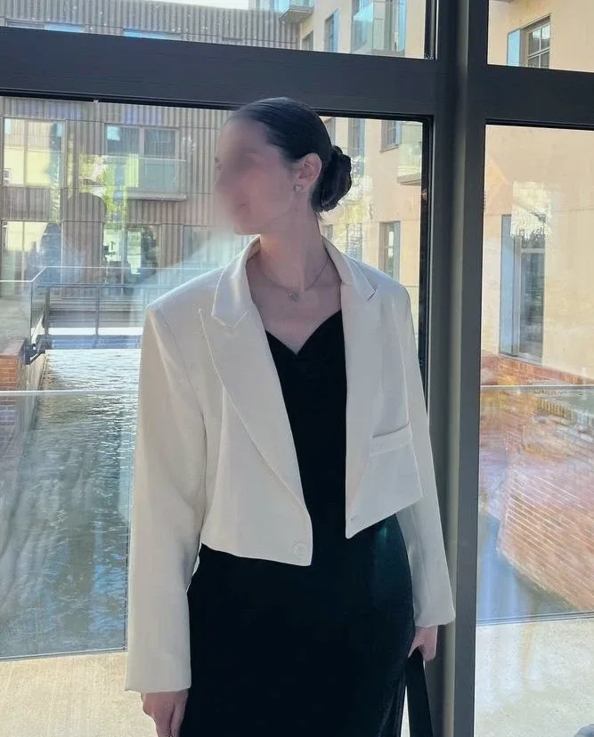 Fatima, 31