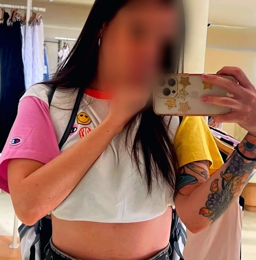 Julie, 30